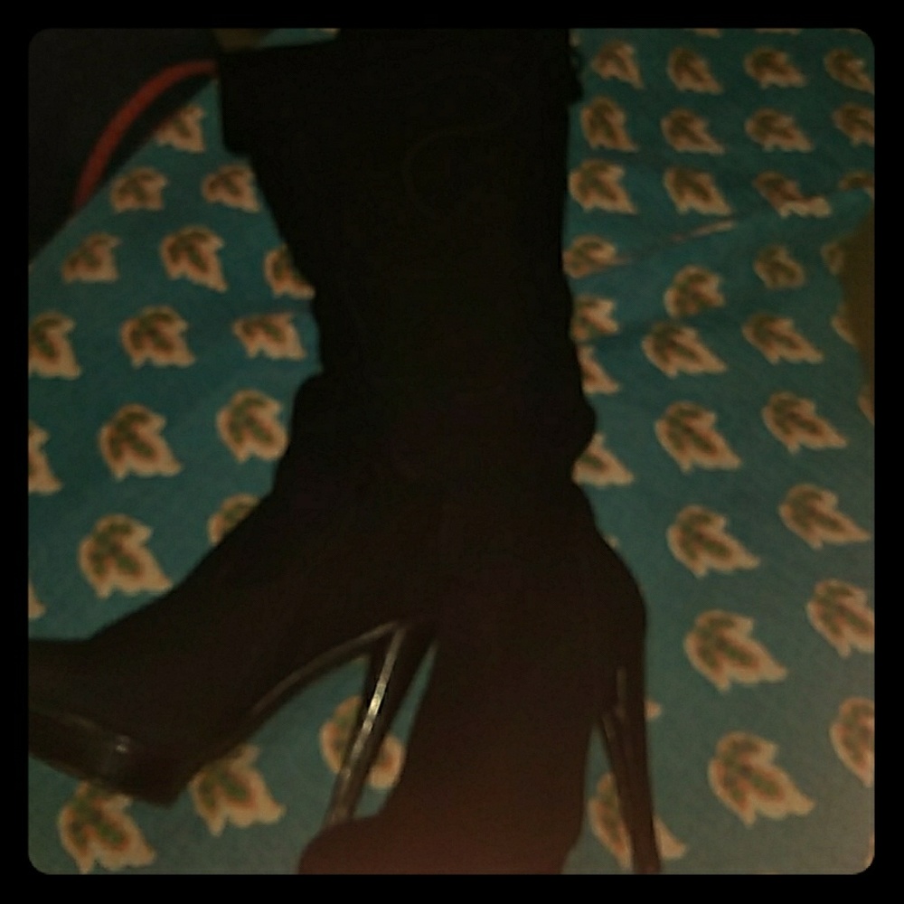 Steve Madden tall black suede boots